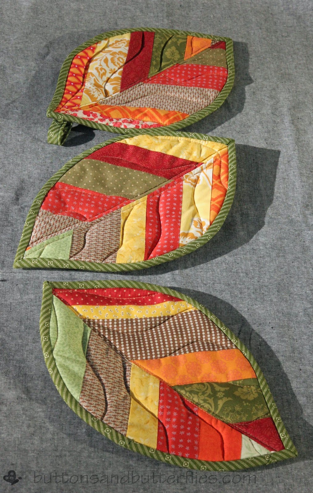 Quilted Leaf Potholders Are So Easy To Make Quilting Digest Fall Quilt Patterns Fall