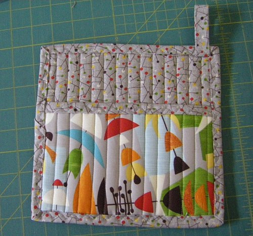 Quilting Digest - These cute pot holders make fun gifts. Get the