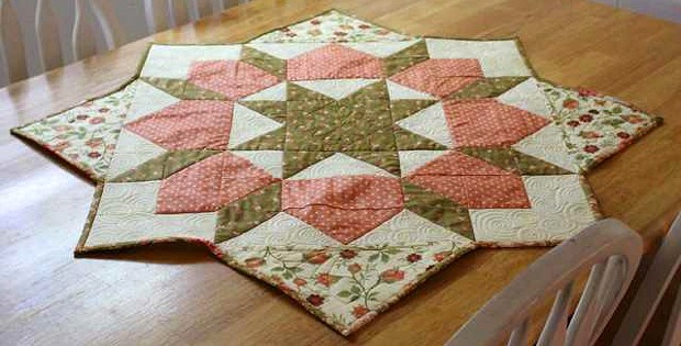Swoon Block Table Topper Tutorial