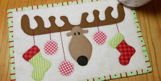 Reindeer Mug Rug Pattern