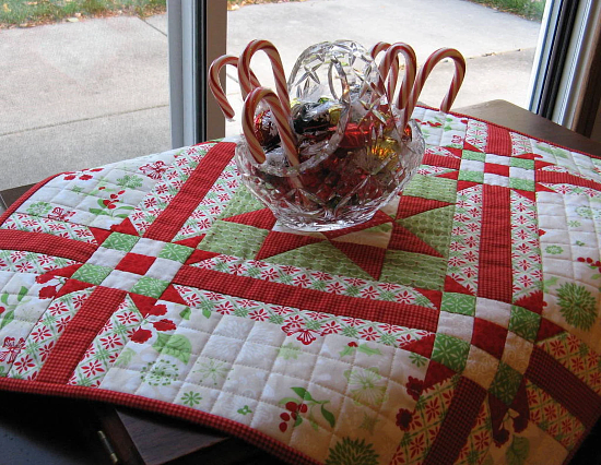 Shining Star Table Topper Pattern