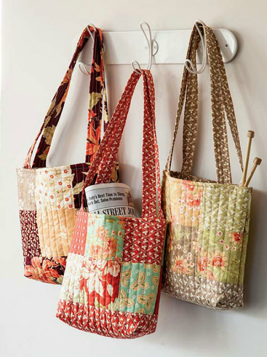 Make 3 Totes from One Charm Pack Quilting Digest