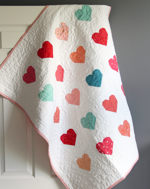 this-heart-quilt-is-simply-stunning-quilting-digest