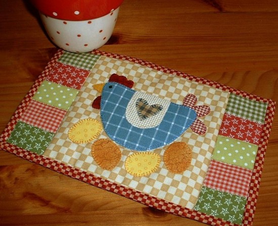 http://thepatchsmith.blogspot.co.uk/2015/01/how-to-enlarge-pdf-mug-rug-pattern.html