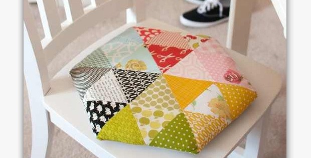 Triangle Pillow Tutorial