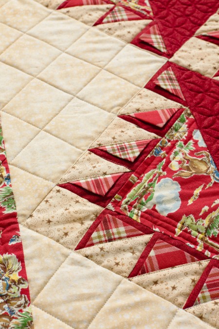 How to Piece Prairie Points Into a Quilt