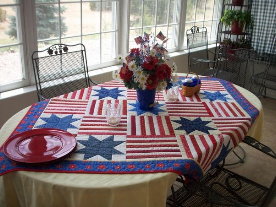 Easy Patriotic Table Quilt