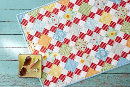 Summer Days Table Topper