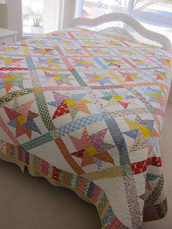 1930s Reproduction Pinwheel Quilt