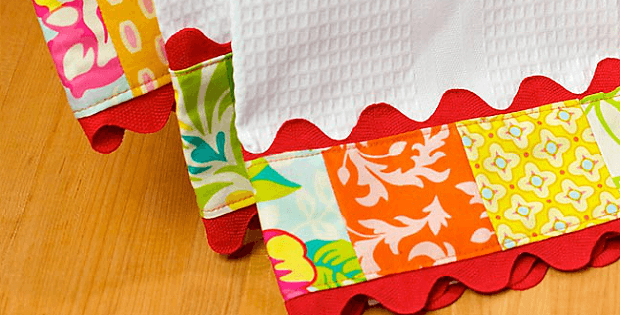 Trimmed Kitchen Towels with Rick Rack