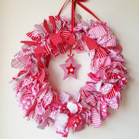 No-Sew Fabric Wreath