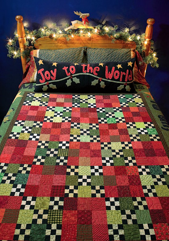 a-joyful-quilt-and-pillow-for-christmas-quilting-digest