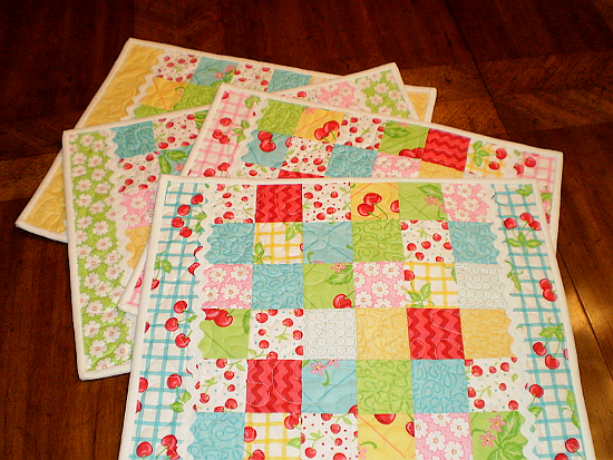 Scrappy Patchwork Place Mat Tutorial