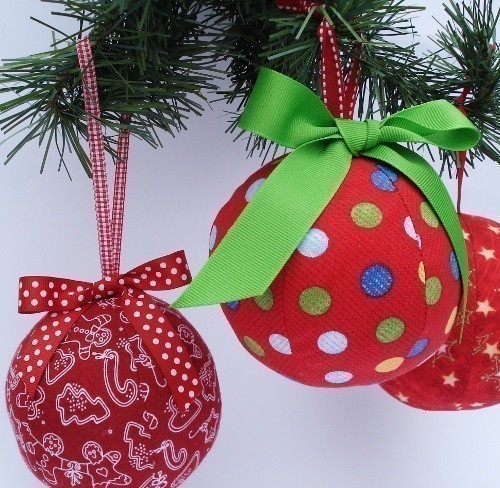 simple-fabric-ornaments-are-quick-to-make-quilting-digest