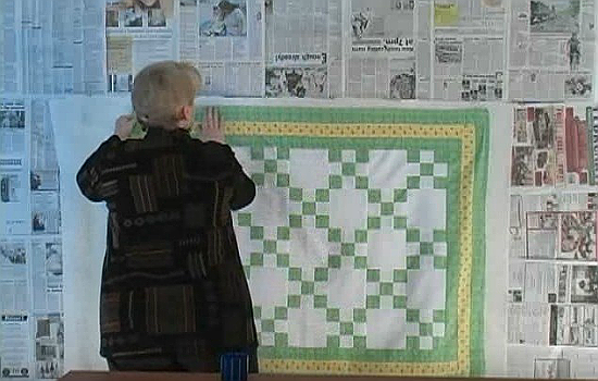 How To Spray Baste a Quilt on a Wall 