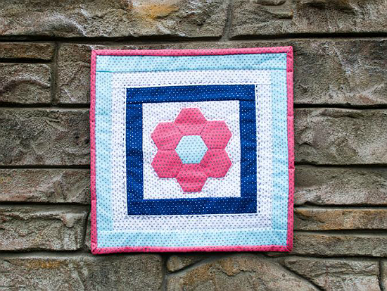 Flora Mini Quilt  Pattern