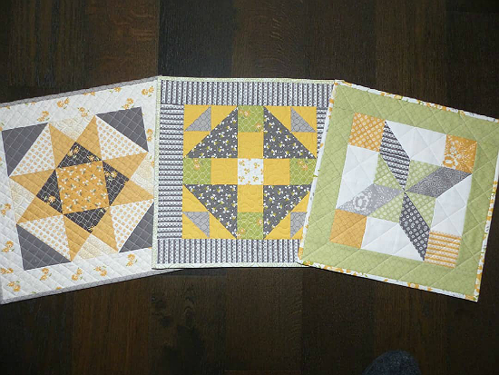 Barn Charm Mini Quilts Pattern