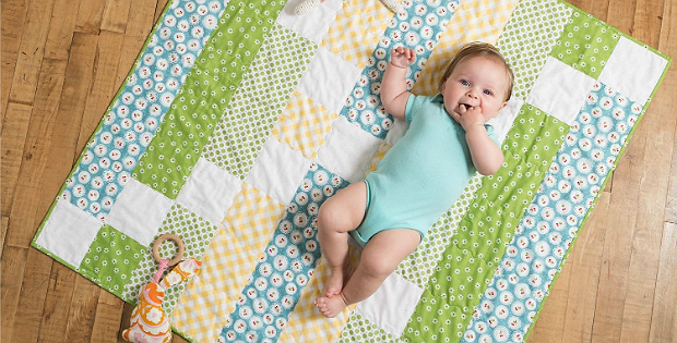 Green best sale baby quilt