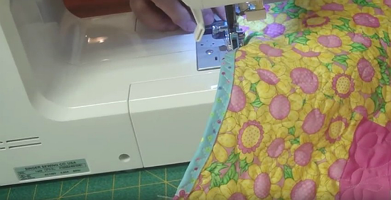 How to Bind a Quilt Entirely by Machine