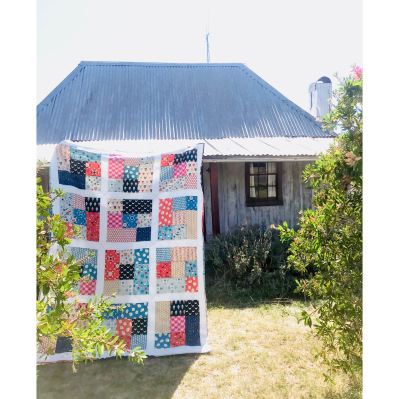 This Fat Quarter Quilt is Easy as Can Be - Quilting Digest