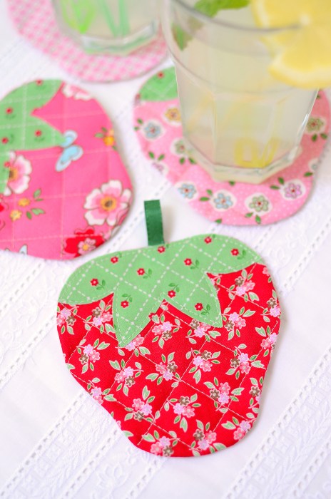 Quilted Strawberry Coaster Tutorial