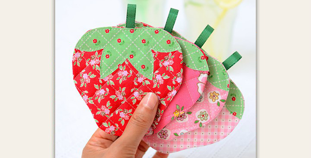 Quilted Strawberry Coaster Tutorial