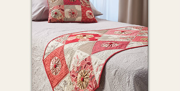 Pop of Color Bed Runner and Pillow