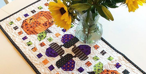 Spooky Delight Table Runner Pattern