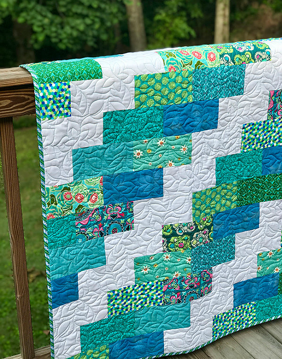 a-super-easy-quilt-that-finishes-quickly-quilting-digest