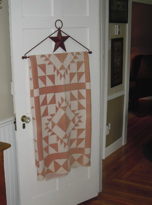 Different ways to hang a quilt : SKYQUILTER