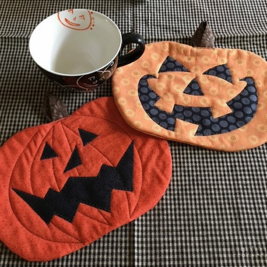 Pumpkin Heads Halloween Mug Mats Pattern
