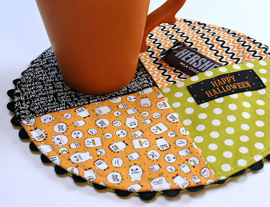 pocket-mug-rugs-are-so-easy-to-make-quilting-digest