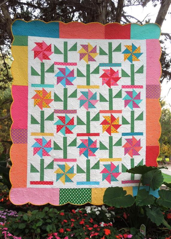 This Quilt is Sensational in Any Color Theme - Quilting Digest