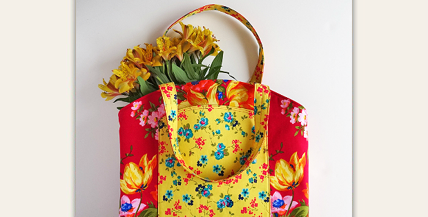 Pretty Floral Divided Tote