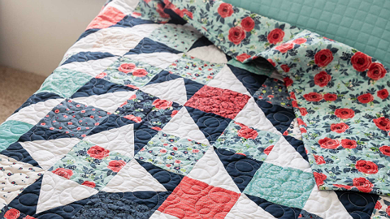 Create a Stunning Rose Quilt with Fabric Squares - Quilting Digest