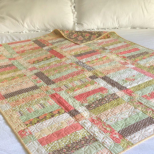 v-and-co-jelly-roll-jam-quilt-free-pattern-and-video-tutorial-v-and-co-by-vanessa