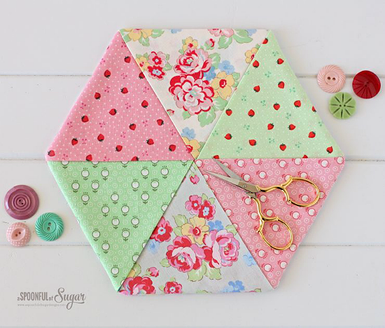 Easy Hexagon Trivet and Coasters Pattern