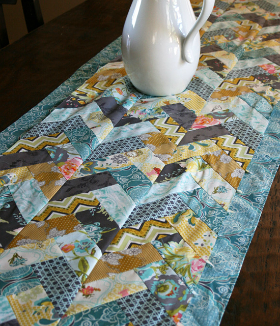 french-braid-quilt-as-you-go-qaug-christmas-table-runner-etsy-quilted-table-runners