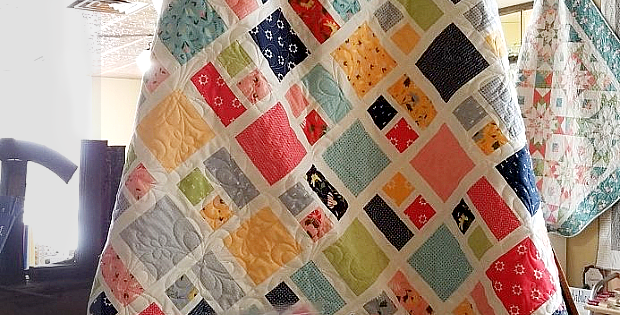 Create a Stunning Rose Quilt with Fabric Squares - Quilting Digest