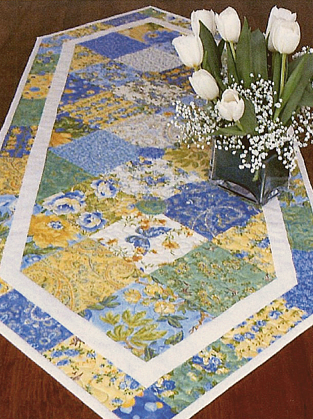 Country Charm Table Runner Pattern