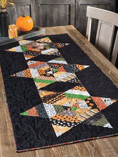 Come Into My Parlor Table Runner Pattern