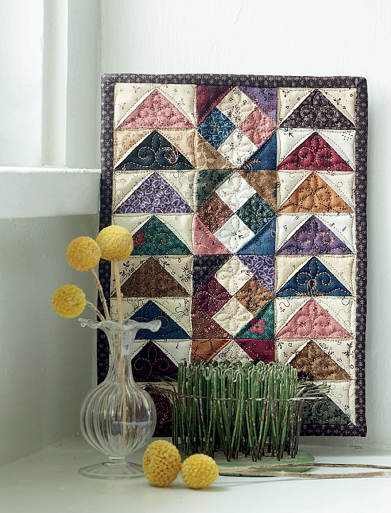 Vintage Patchwork: A Dozen Small Projects from One Bundle of 10" Squares by Pam Buda