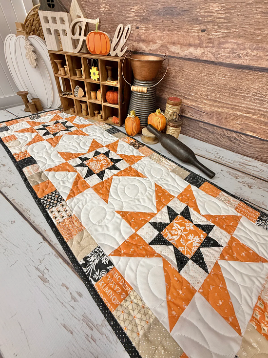 Cinnamon Stars Table Runner Pattern