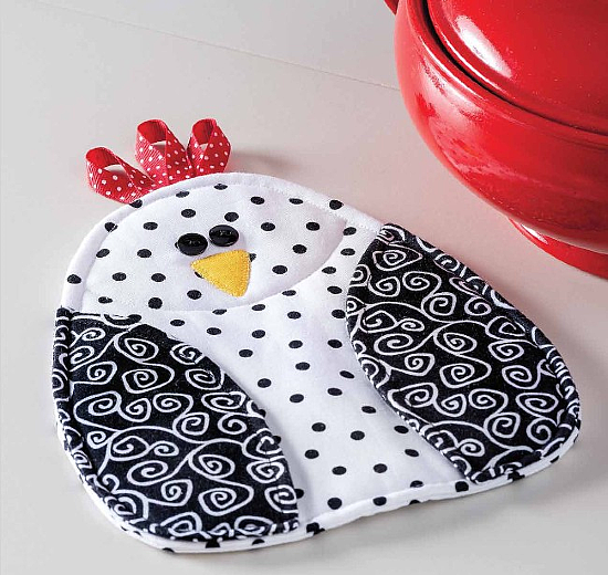 http://quiltingdigest.com/wp-content/uploads/2021/05/chick-hot-pad.png