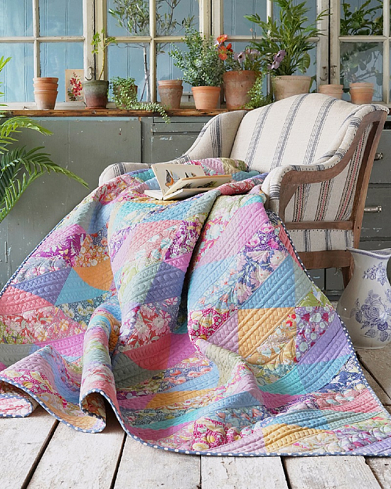 Cheerful Colors Make This Quilt So Inviting Quilting Digest