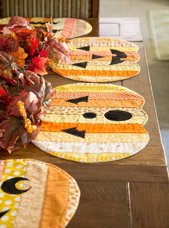 Make One or All of These Cute Pumpkin Placemats - Quilting Digest