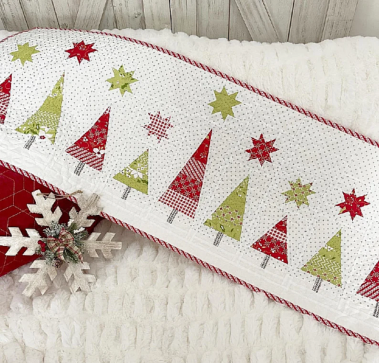 Snowy Pines Table Runner Pattern