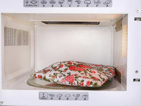 http://quiltingdigest.com/wp-content/uploads/2022/01/baked-potato-bag-in-microwave1.png