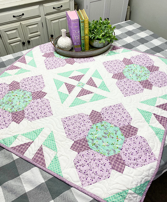 Beautiful Blossoms Table Topper Pattern