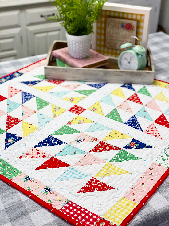 Snippets Table Topper Pattern